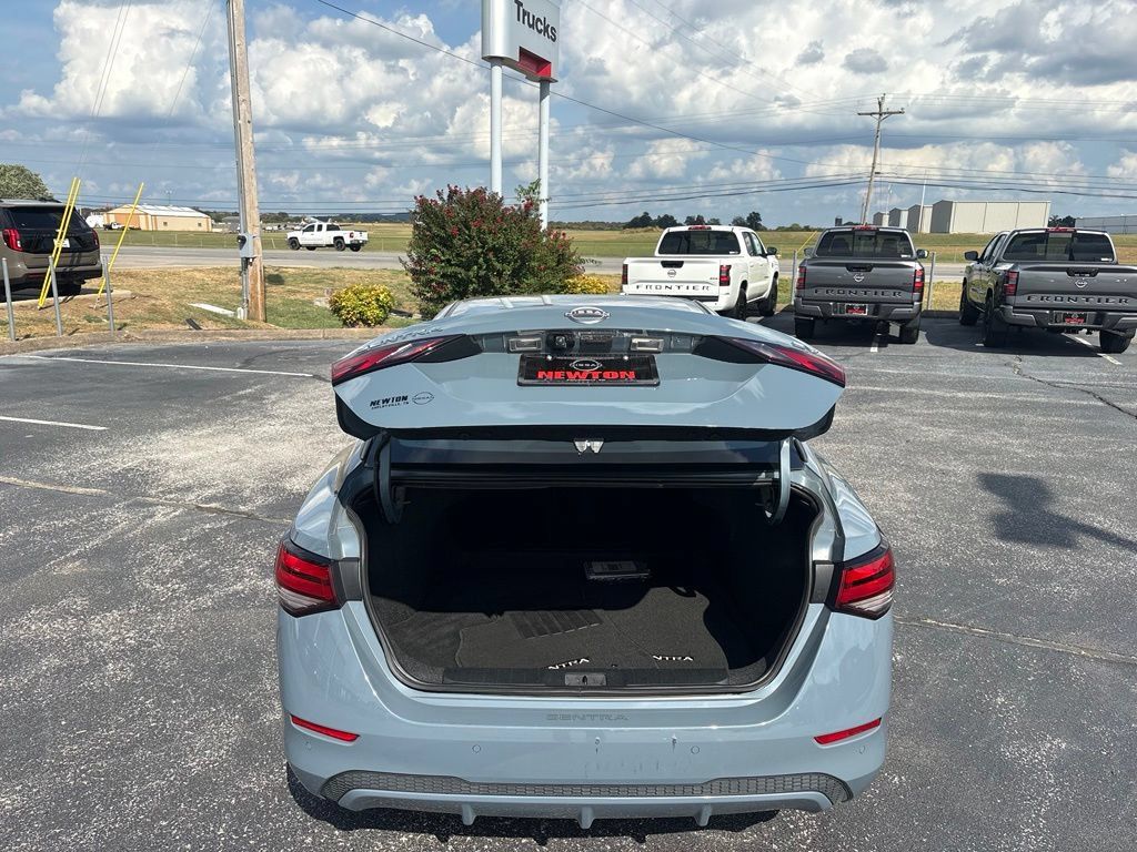 Used 2024 Nissan Sentra SV w/ Lighting Package FWD image 8