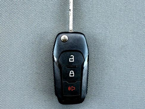 Used 2022 Ford F250 XL w/ Power Equipment Group image 39