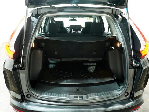 Used 2017 Honda CR-V LX image 6