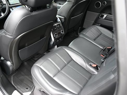 Used 2018 Land Rover Range Rover Sport HSE AWD/4WD image 16