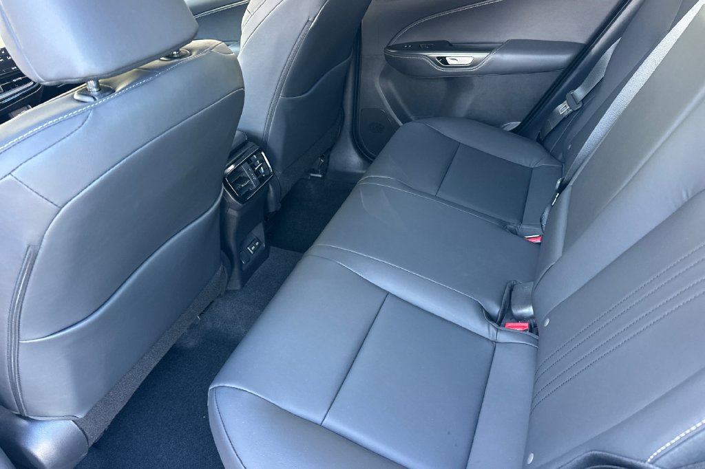 Used 2026 Lexus NX 350h AWD w/ Accessory Package (Z1) image 13