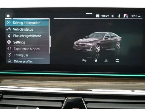 Used 2023 BMW 530e xDrive w/ Convenience Package image 18