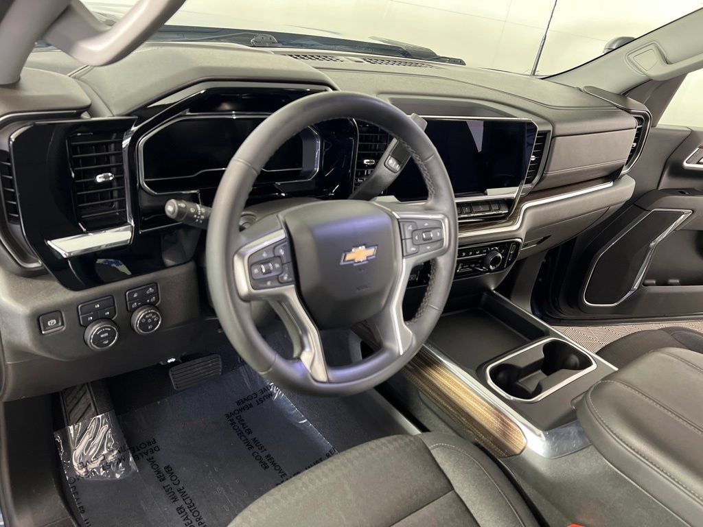 Certified 2024 Chevrolet Silverado 2500 LT w/ All Star Edition AWD/4WD image 16