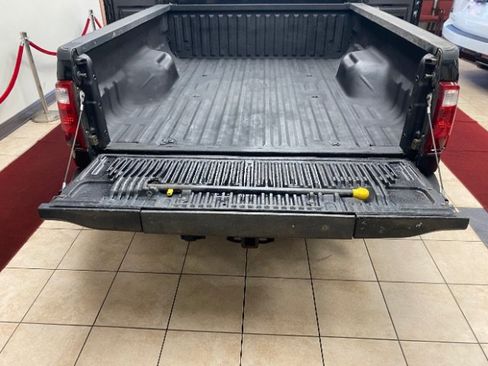 Used 2013 Ford F250 Lariat w/ Chrome Pkg RWD image 6