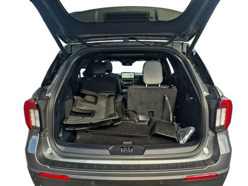 Used 2025 Ford Explorer ST-Line w/ Premium Package AWD/4WD image 19