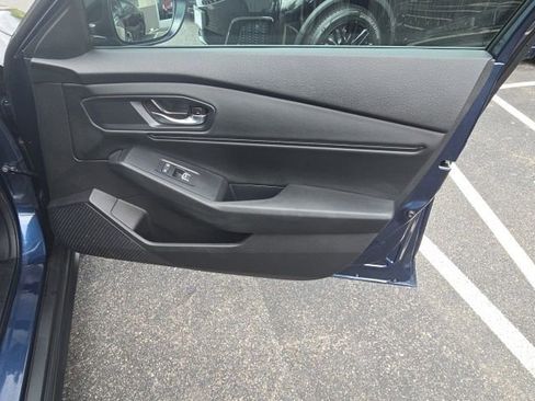 Used 2025 Honda Accord SE image 16