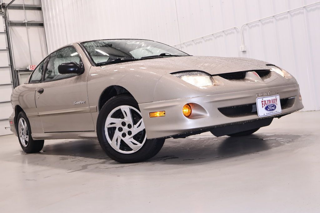 Used 2002 Pontiac Sunfire SE w/ Sun & Sound Pkg FWD image 24