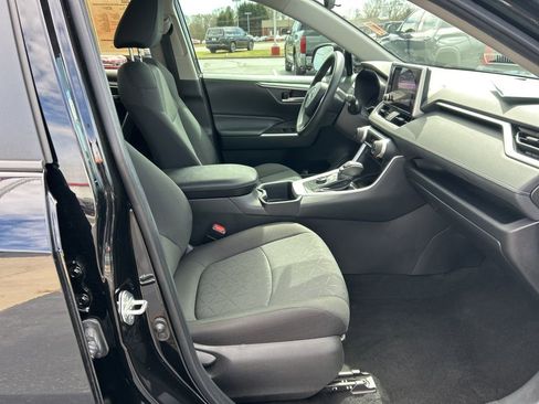 Used 2024 Toyota RAV4 AWD Hybrid image 20