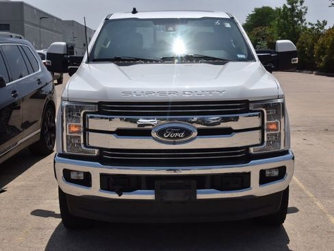 Used 2019 Ford F250 Lariat w/ Lariat Ultimate Package AWD/4WD image 3