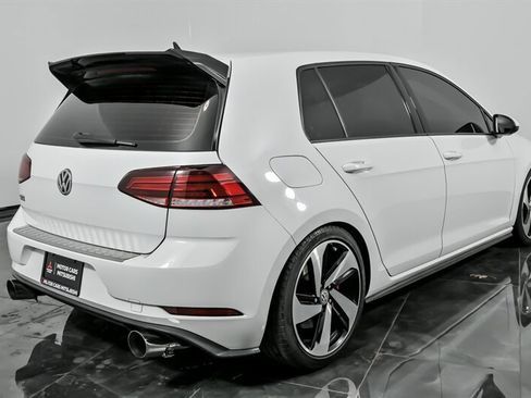 Used 2020 Volkswagen GTI S image 10