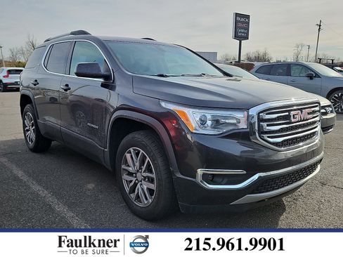Used 2018 GMC Acadia SLE image 1