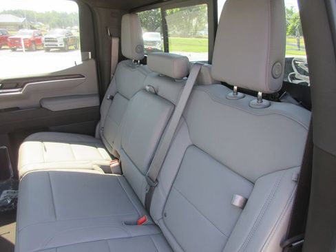 New 2026 GMC Sierra 1500 SLT w/ SLT Premium Plus Package AWD/4WD image 13