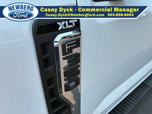 Used 2023 Ford F350 XLT w/ FX4 Off-Road Package AWD/4WD image 11