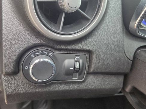 Used 2016 Chevrolet Trax LS FWD image 11