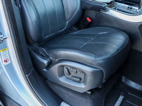 Used 2014 Land Rover Range Rover Sport HSE image 32