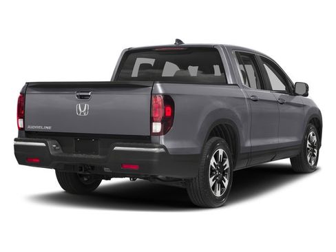 Used 2017 Honda Ridgeline RTL-T image 2