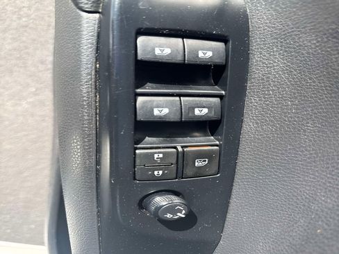 Used 2019 Toyota Camry SE image 17