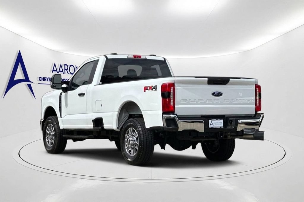 Used 2025 Ford F350 XLT w/ 360-Degree Camera Package AWD/4WD image 3