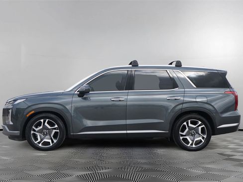 Used 2023 Hyundai Palisade SEL w/ Premium Package FWD image 7