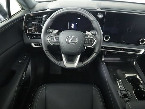 Used 2025 Lexus RX 350 FWD image 11