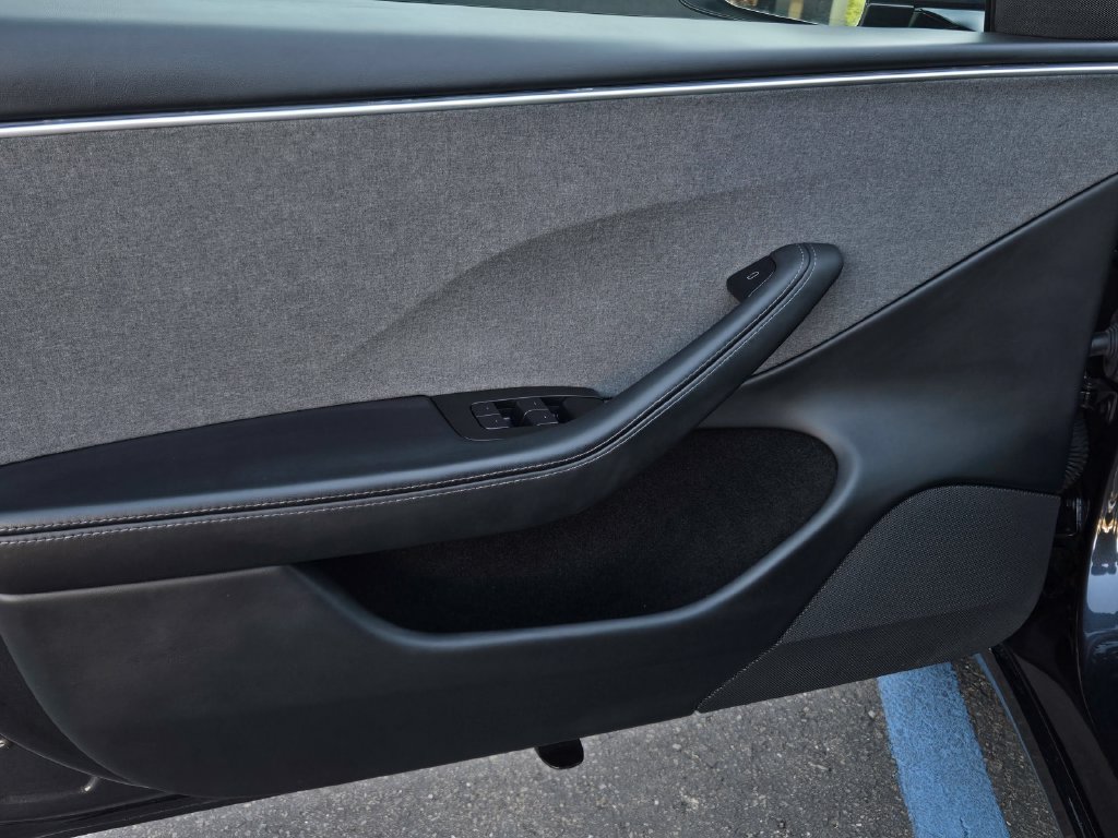 Used 2024 Tesla Model 3 Standard Range RWD image 10