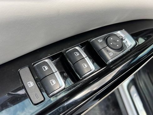 Certified 2024 Kia Carnival EX FWD image 29