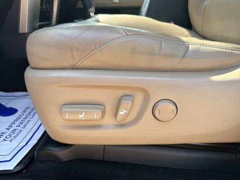 Used 2013 Toyota 4Runner Limited RWD image 12