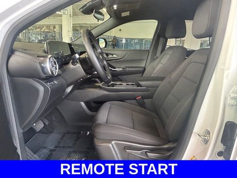 Used 2025 Chevrolet Equinox LT image 10