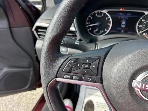 Used 2023 Nissan Altima 2.5 SV image 22