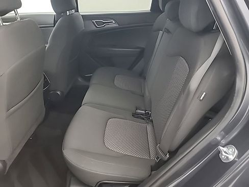 Used 2025 Kia Sportage LX AWD/4WD image 20