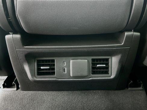 Used 2022 Chevrolet Silverado 1500 LT image 26