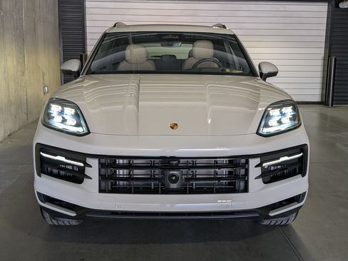 New 2026 Porsche Cayenne AWD/4WD image 12