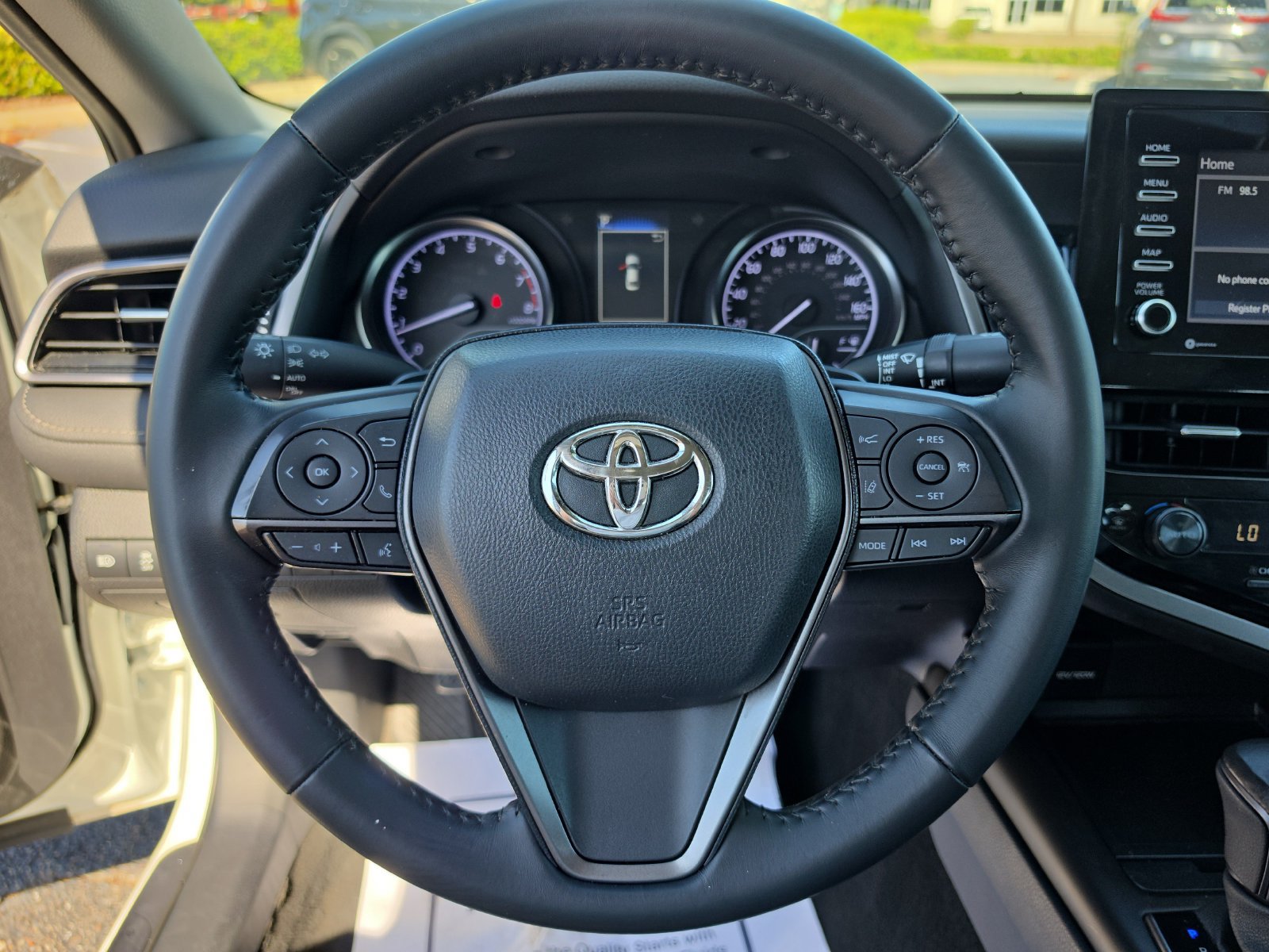 Used 2023 Toyota Camry SE w/ Convenience Package FWD image 21
