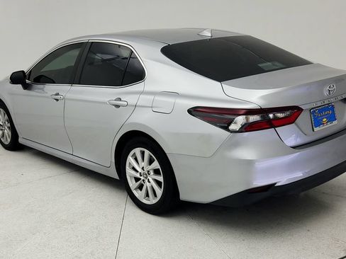 Used 2024 Toyota Camry LE w/ Convenience Package FWD image 6