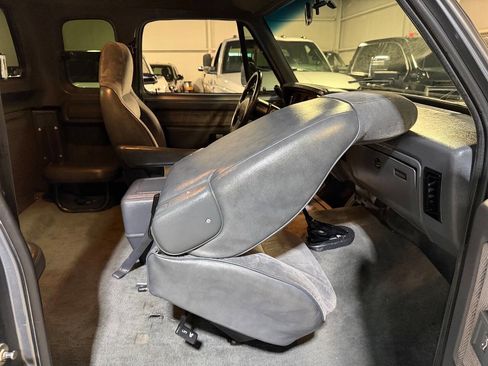 Used 1993 Dodge D/W Truck 350 image 32