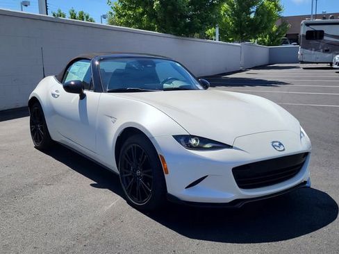 New 2026 MAZDA MX-5 Miata Club w/ Interior Package image 4