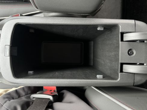 Used 2023 Chevrolet TrailBlazer RS w/ Sun and Liftgate Package image 30