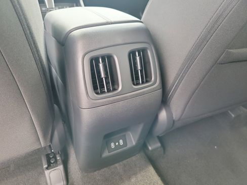 Used 2025 Hyundai Tucson SEL FWD image 10