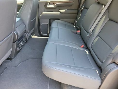 Used 2026 GMC Sierra 1500 SLT AWD/4WD image 13