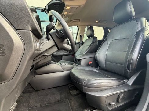 Used 2020 Ford Escape Titanium AWD/4WD image 6