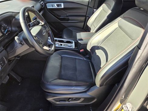 Used 2022 Ford Explorer ST-Line image 10