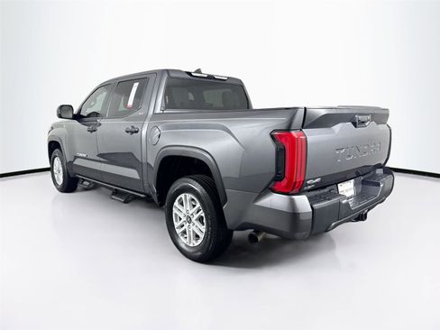 Used 2025 Toyota Tundra SR5 AWD/4WD image 12