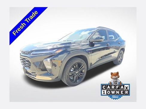 Used 2026 Chevrolet Trax ACTIV w/ Sunroof Package FWD image 1