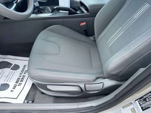 Used 2023 Hyundai Elantra SEL image 13