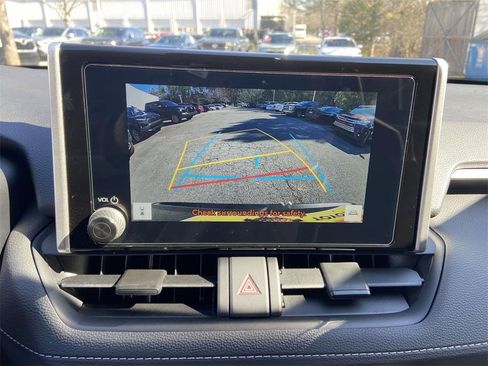 Used 2025 Toyota RAV4 LE image 22