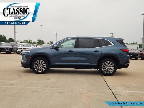 Used 2025 Buick Enclave Preferred FWD image 6
