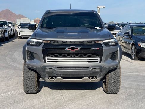 Used 2023 Chevrolet Colorado ZR2 w/ ZR2 Convenience Package III AWD/4WD image 3