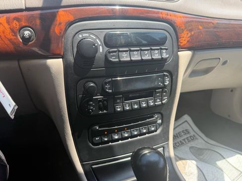 Used 2003 Chrysler 300M FWD image 16
