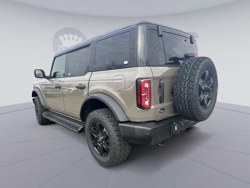 New 2025 Ford Bronco Outer Banks image 4
