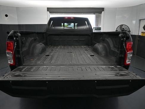 Used 2019 RAM 3500 Tradesman RWD image 40